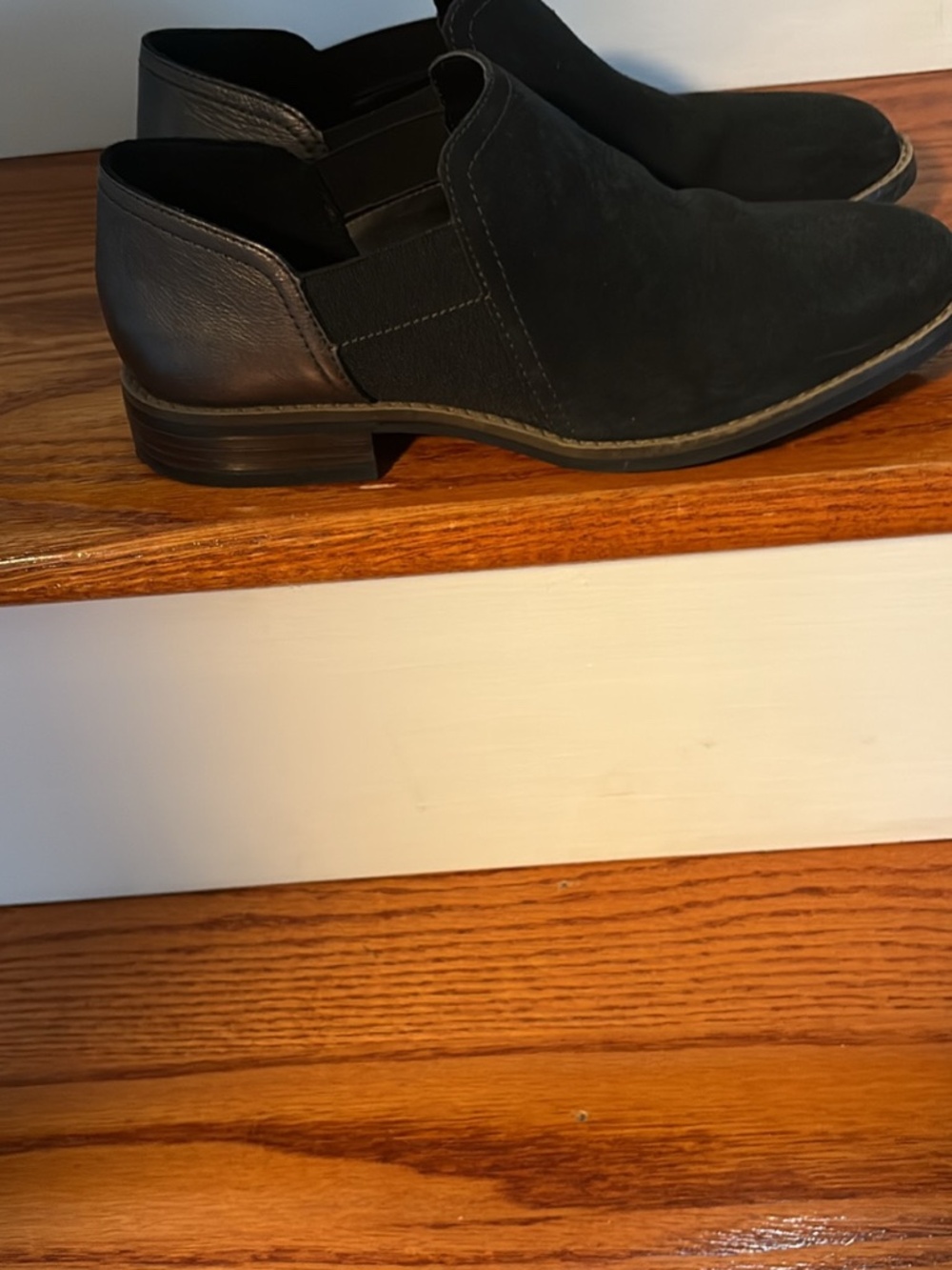 shoes - Picture 5 of 5